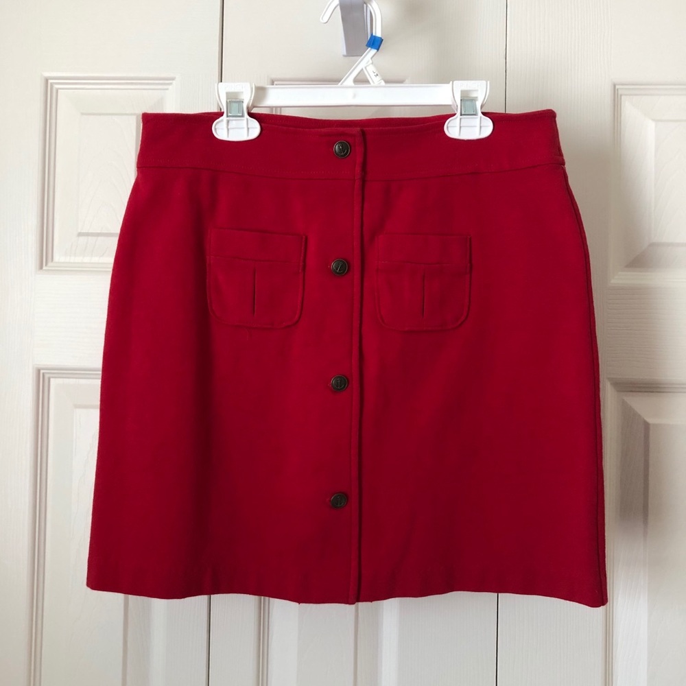 Red skirt